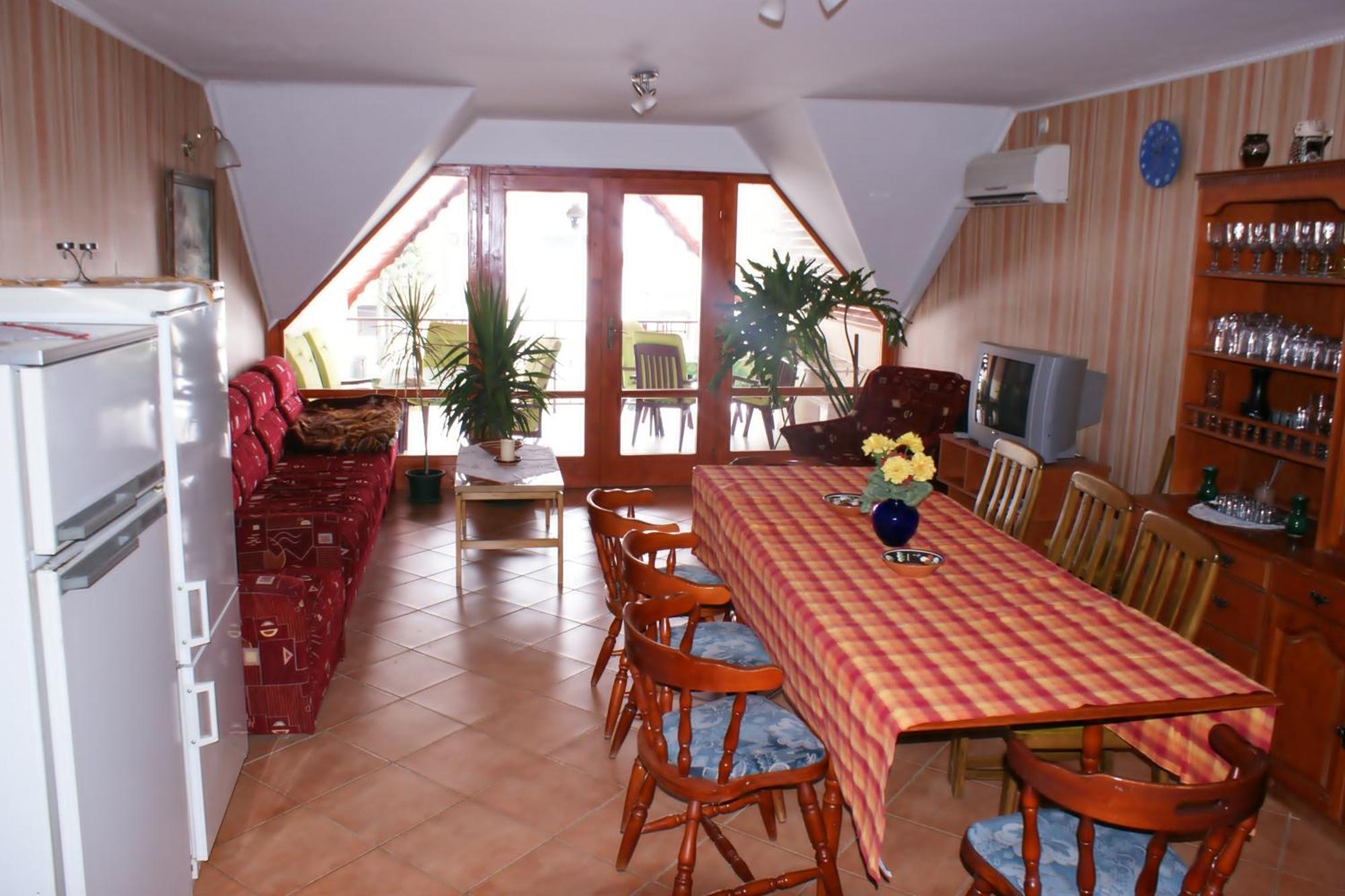 Abigel Vendeghaz Hotell Harkány Exteriör bild