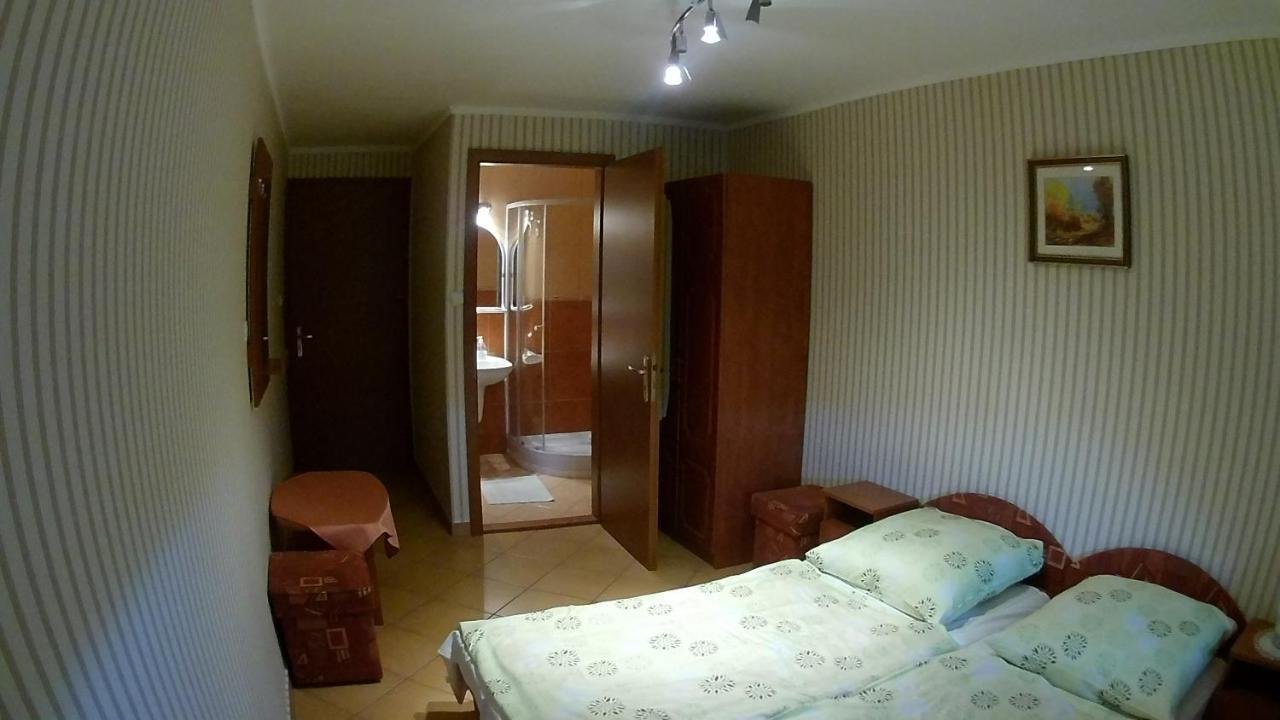 Abigel Vendeghaz Hotell Harkány Exteriör bild