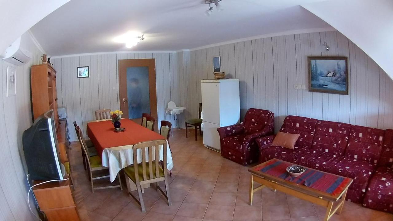Abigel Vendeghaz Hotell Harkány Exteriör bild